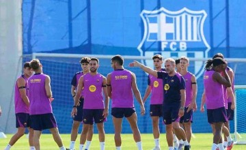 弗里克指责巴萨更衣室自私行为,诺坎普应如何应对