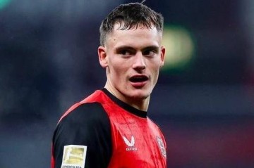 1.2亿狂砸维尔茨!利物浦截胡拜仁,德甲双星要改写红军DNA?