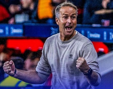 勒沃库森换帅,尤尔曼德3胜1平稳定局面,滕哈赫或重返荷甲