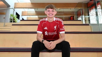 利物浦新援:上周我还在索尔福德城,这周就接到小基耶萨的妙传