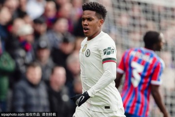 英超第23轮：切尔西3-1水晶宫 埃斯特旺传射佩德罗破门+造点恩佐点射