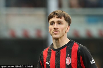米兰不放弃科斯蒂奇！报价与游击队谈判背后的秘密