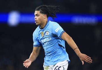 曼城青训总监:我们每个人都有潜力 普西是首位最佳球员的后卫