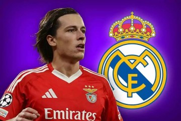 可1800万回购西媒:曼联不会为转售签A费 皇马想降低5000万要价