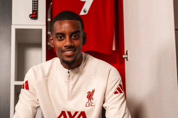 标王驾到!伊萨克正式加入利物浦合练 1.25亿镑=进球如麻