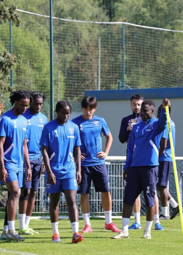 魏祥鑫试训法甲欧塞尔成功,或有望17岁留洋,先为全运会让路