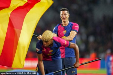 “小飞翼”尼科王者归来!毕巴VS巴萨,西甲收官大战谁主沉浮?