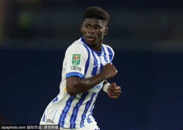 桑乔的迷失与重生:卡拉格对曼联新星的深度剖析