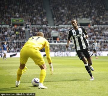 利物浦1.3亿英镑求购伊萨克，英超转会市场风云再起