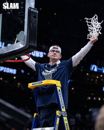 康大主帅赫尔利:父亲曾建议我接受湖人执教邀请