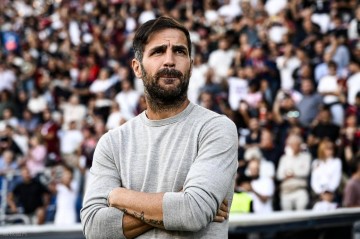 1-0,意甲第16掀翻意甲第3,38岁法布雷加斯率队不敌意甲7冠王