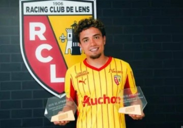 2500万闪电战！罗马今日锁定法甲8球神腰，他能接班皮尔洛？