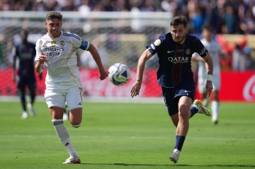 比剧本还玄幻！姆巴佩离开，大巴黎夺欧冠，世俱杯痛击皇马