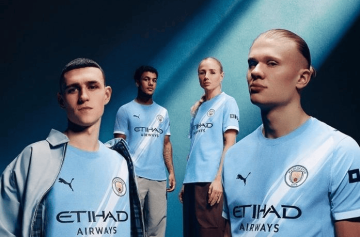 曼城肠子悔青！34岁弃将2场造4球，欧冠反戈旧主恐引爆更衣室