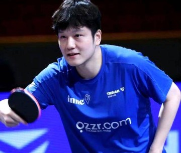 德甲联赛。樊振东3-0横扫豪格,没料到方博和周雨这样评价