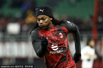 意甲焦点战：奇克破门，莫德里奇绝杀，AC米兰2-1逆转比萨