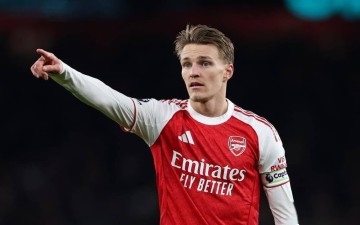 八战全胜领跑欧冠，厄德高却让阿森纳忘记四冠王