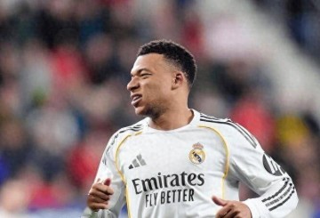 随着皇马0-1赫塔菲，西甲积分榜，皇马落后巴萨四分，马竞黄潜掉队