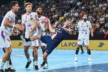 周五012法甲焦点战:巴黎圣日耳曼主场强势出击,斯特拉斯堡难逃一败?