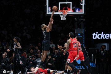 克拉克斯顿28+10特拉奥雷13+13 篮网送公牛5连败