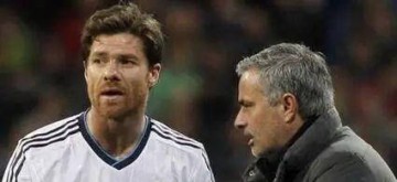 阿隆索与穆里尼奥:皇马第1000个欧冠积分背后的感人仪式感