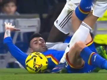 皇马两连败基本退出争冠队伍，吕迪格争议动作被裁判无视引争议