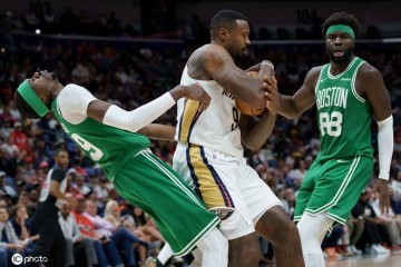 西蒙斯25+6普尔22分 凯尔特人32分大胜鹈鹕结束3连败