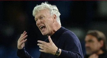 0-1爆冷输球！埃弗顿揭幕战折戟，莫耶斯用人战术遭质疑