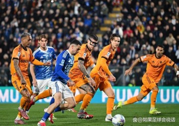 4连胜！科莫2-1逆转罗马杀进前4，意甲欧冠席位争夺战还剩9轮，这匹黑马能撑住吗？