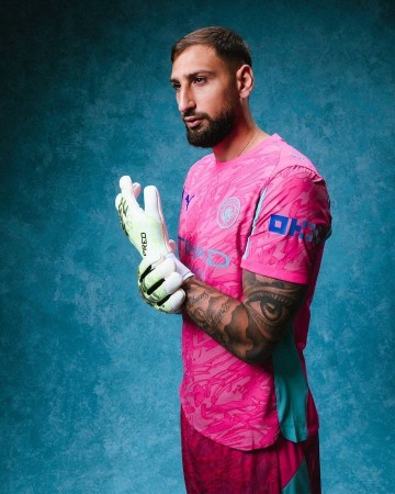 职业规划这块26岁多纳鲁马10年赚8850万,曼城5年6500万+奖金