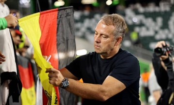 巴萨欲签下邓弗里斯！国际米兰欧冠淘汰赛中的关键人物