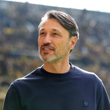 科学家神了多特5连胜收官晋级欧冠！沙欣下课时联赛第10现第4