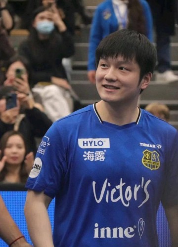 樊振东谈赴德甲经历:远离纷扰,感受欧洲乒乓文化的独特魅力