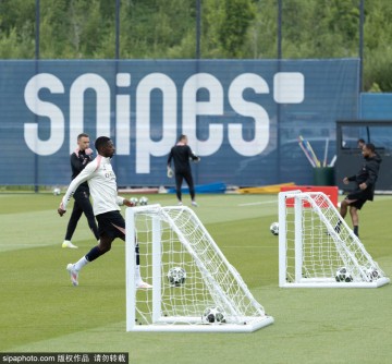 巴黎首夺欧冠！登贝莱法网高举大耳朵杯，金球奖稳了？5-0屠杀创历史！