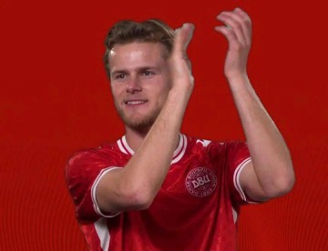 曝曼联欲4000万签阿莫林旧部!预算限制买中场,恐又沦为抬价工具