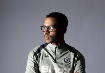 罗塞尼尔在切尔西的起步备受质疑：仅靠打气鼓励难以产生实质价值