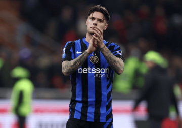 扎莱夫斯基确认留守国米:专注欧冠决赛,想为蓝黑军团带回荣耀