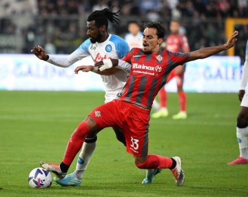 意甲中游绞杀！克雷莫纳主场死磕乌迪内斯，谁能打破平局怪圈？