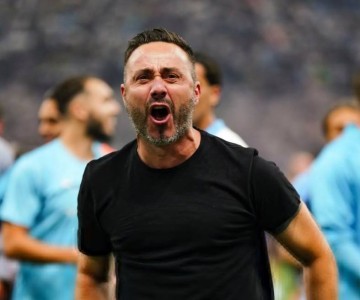 欧冠0-3完败后仅1天！曝德泽比尔主动辞职，穆里尼奥让马赛损失惨重