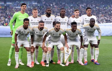 西甲德比巅峰战!马竞主场死磕皇马,榜首之争一触即发