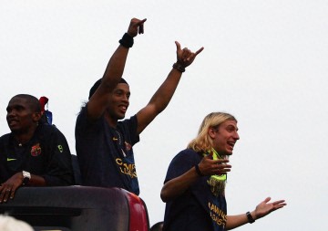 巴萨旧将:我曾是梅西的大哥,他因错过2006欧冠决赛而心碎