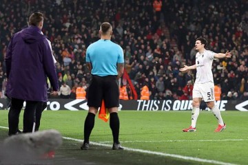 马奎尔追加停赛内幕揭秘！利马红牌难取消，曼联战切尔西陷中卫荒