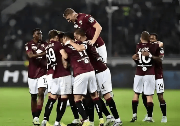 周日003意甲保级战：萨索洛残阵主场破局？克雷莫纳客场哑火难寻胜机