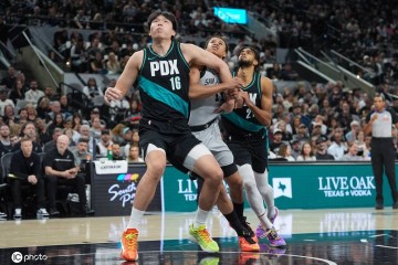 杨瀚森赛季防守最靠谱一战？但关键时刻他仍被弃用