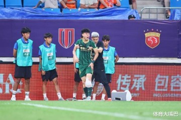 德甲、西甲或荷甲?王钰栋,未来将何去何从?