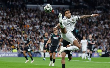 梅西接班人马斯坦托诺崛起！皇马右路变天，罗德里戈困局尴尬