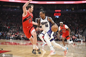 阿丘瓦28+19德罗赞28分 博伊尔斯空砍20分国王胜猛龙