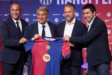 欧冠最后拼图？巴萨首签曝光，转会费8500万，球迷吐槽：脑子进水