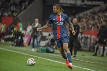 记者:利物浦等队有意巴尔科拉,巴黎要价1亿欧且要球员要求离队