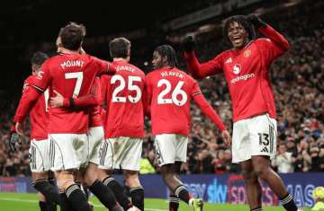 1-0险胜!曼联终结两场不胜,积分追平利物浦,升到第5名